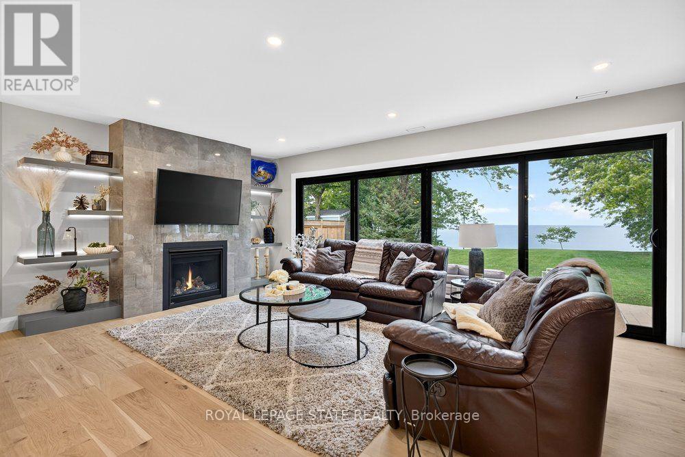 90 Lakeside Drive Property Photo 3