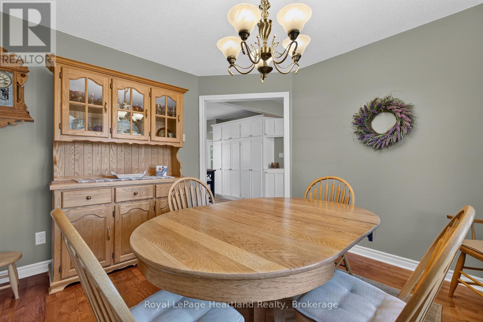 9 Sherwood Crescent Property Photo 6