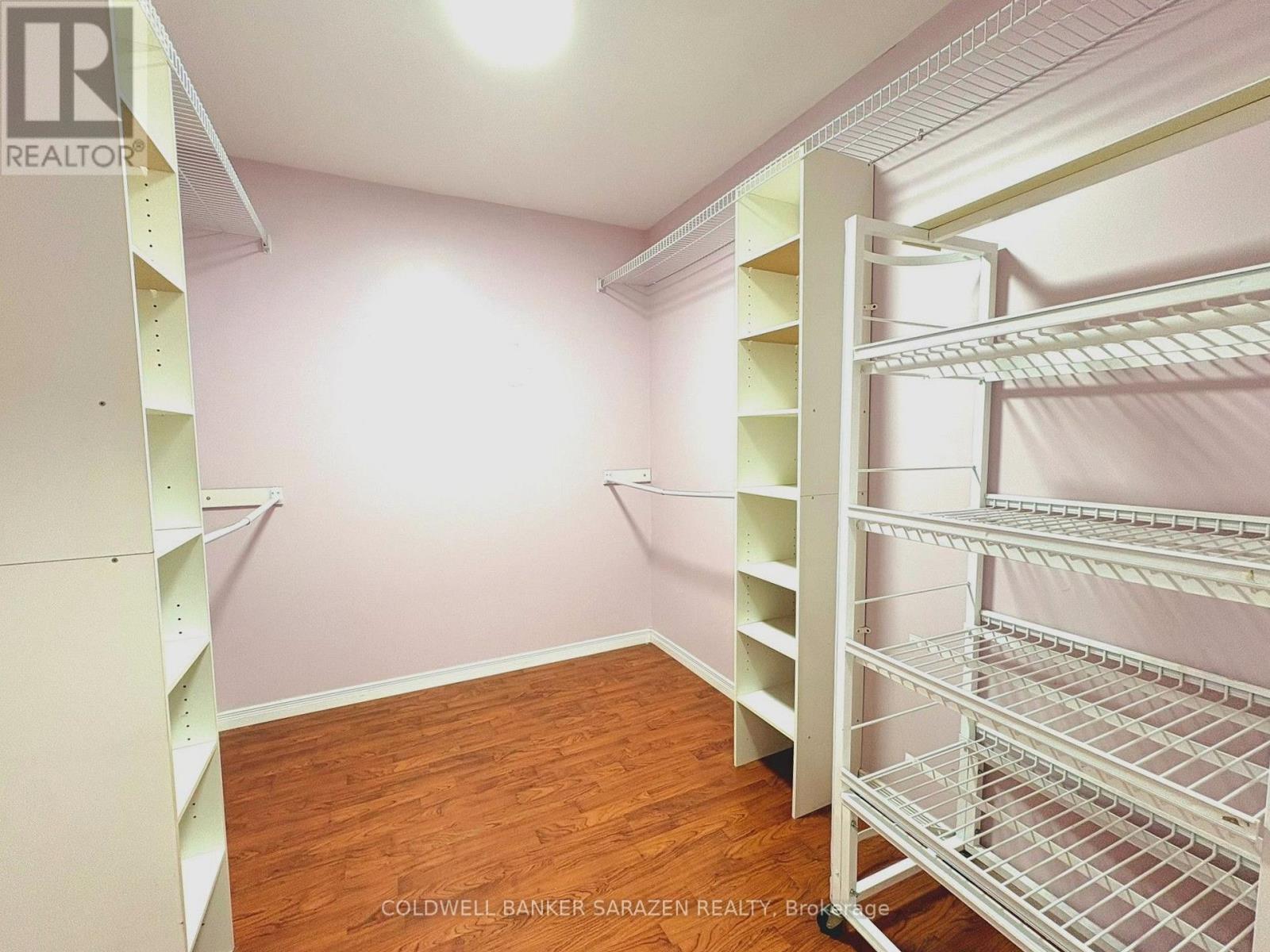 Upper Level - 900 Scott-dupuis Way Property Photo 10