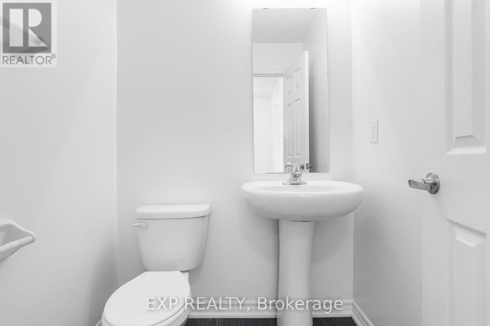 230 Ridley Crescent Property Photo 4
