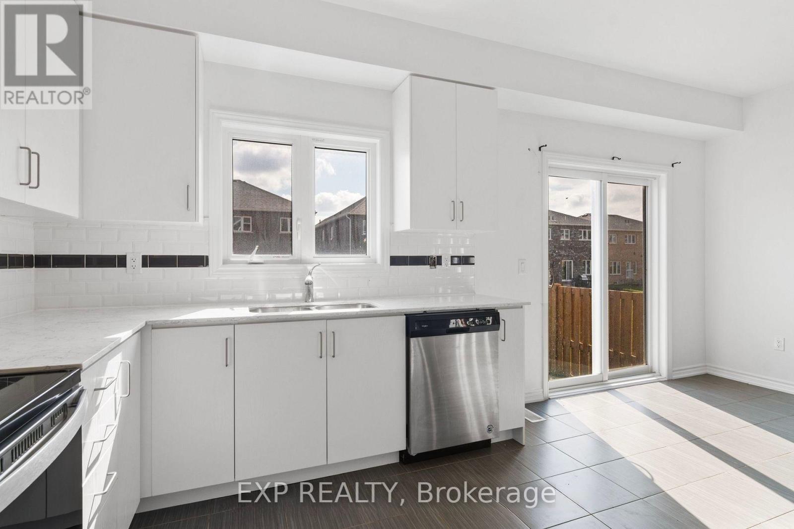 230 Ridley Crescent Property Photo 6