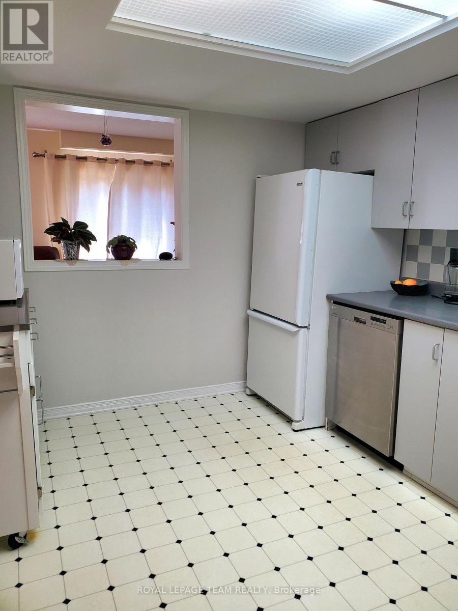 61 Mcgibbon Drive Property Photo 4