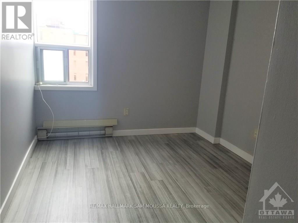413 - 1177 Belanger Avenue Property Photo 12