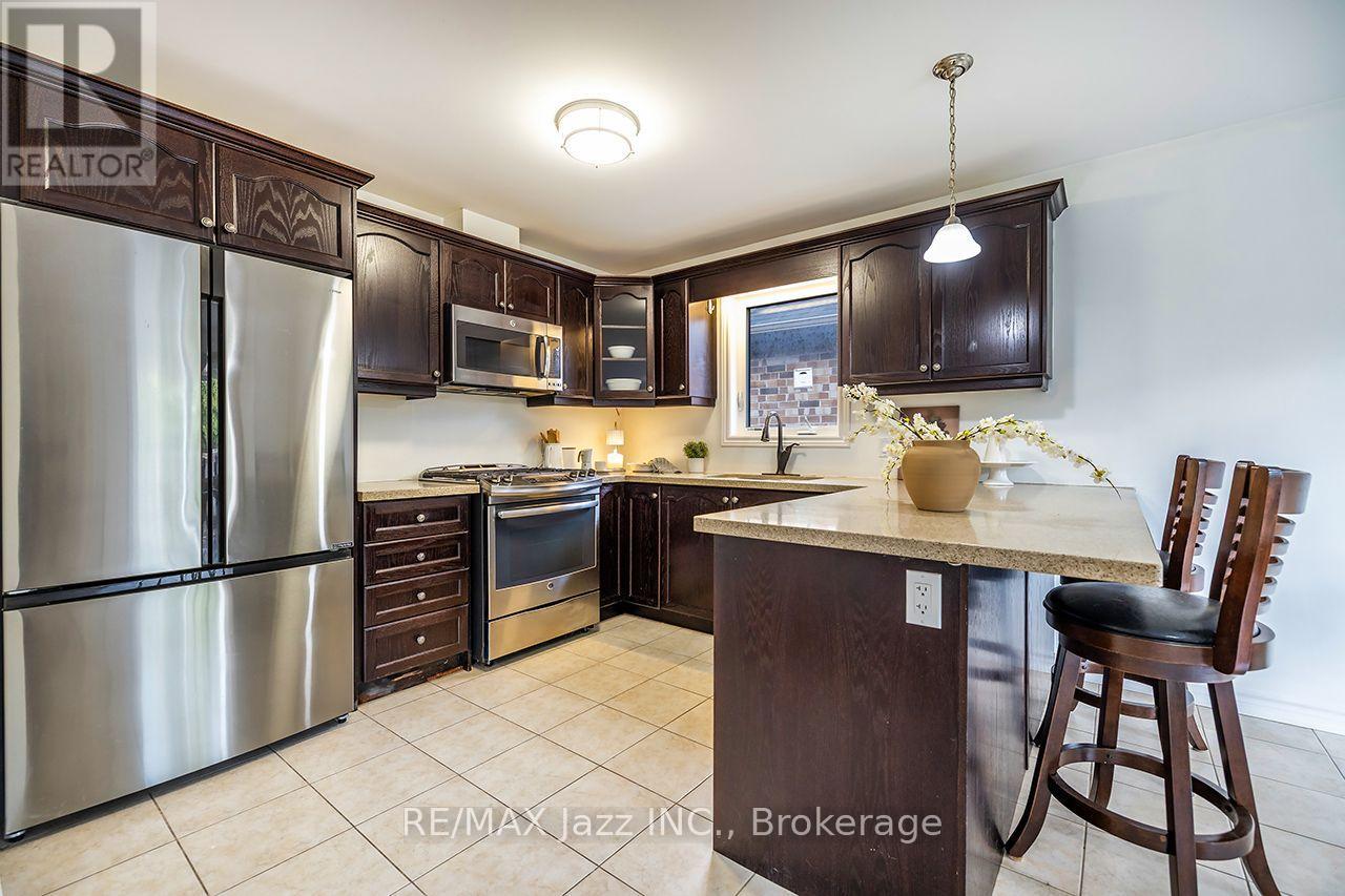 10 Milner Court Property Photo 7