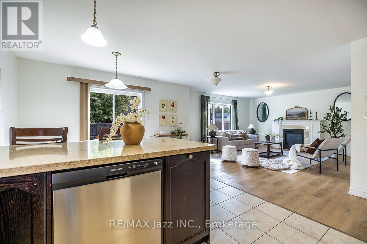 10 Milner Court Property Photo 8