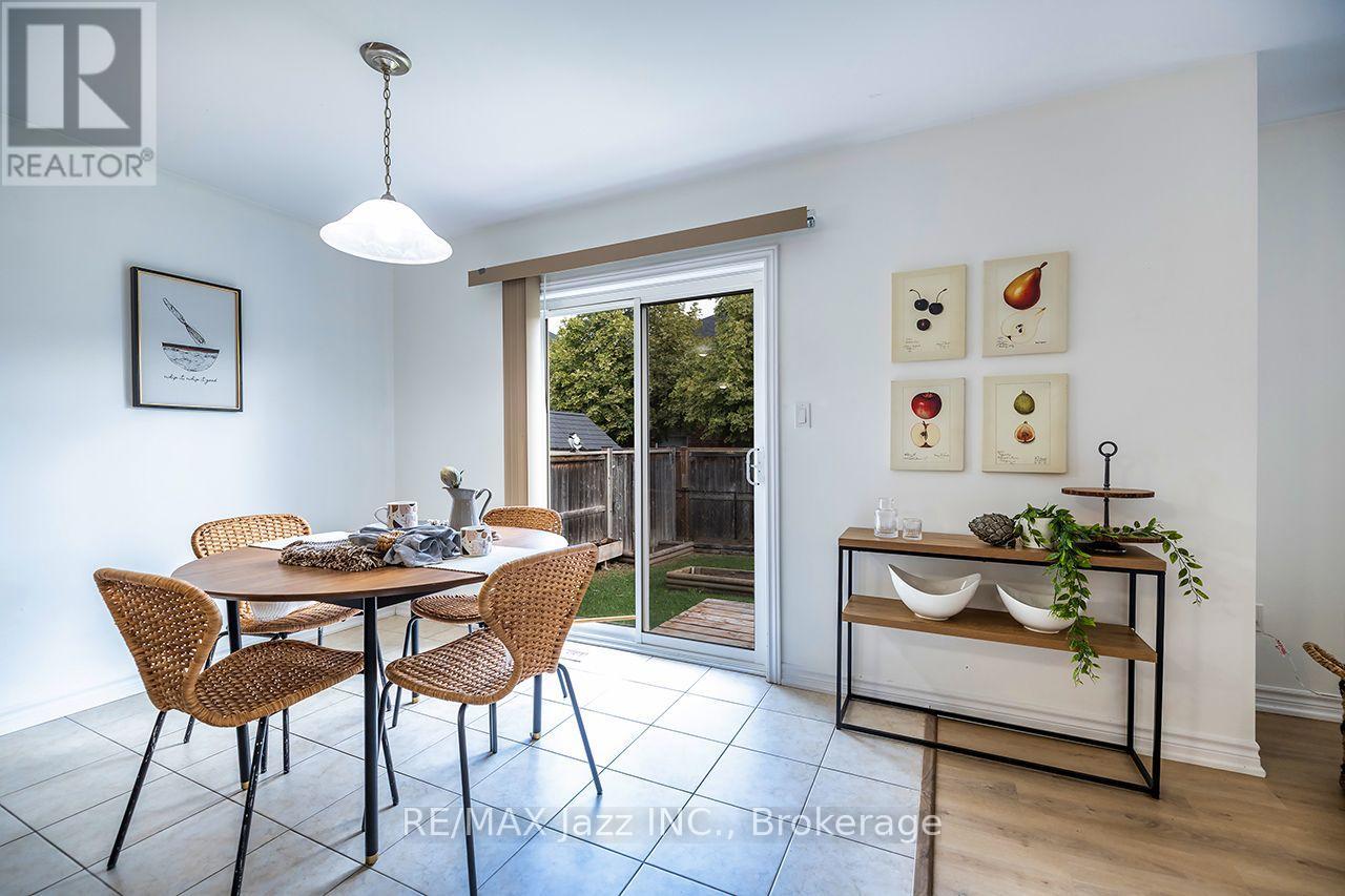 10 Milner Court Property Photo 10
