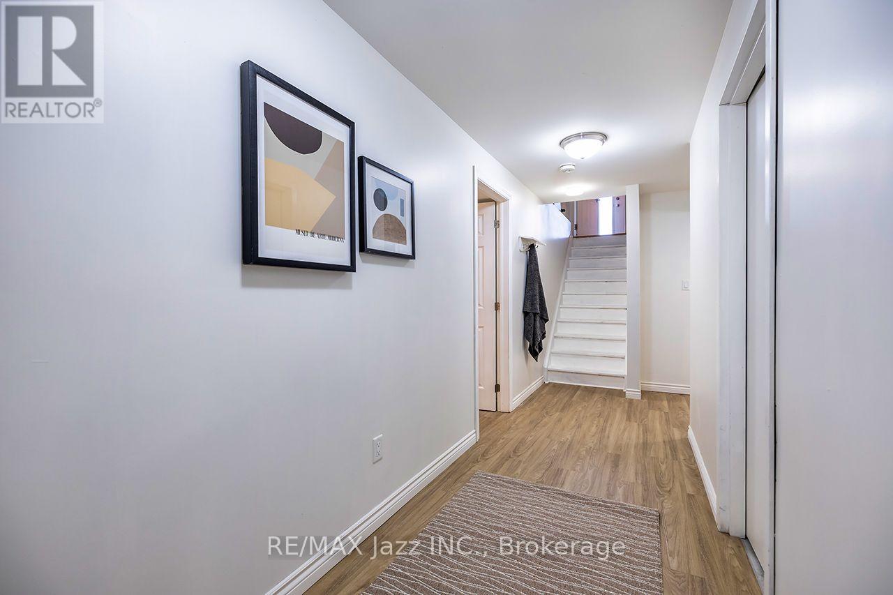 10 Milner Court Property Photo 16