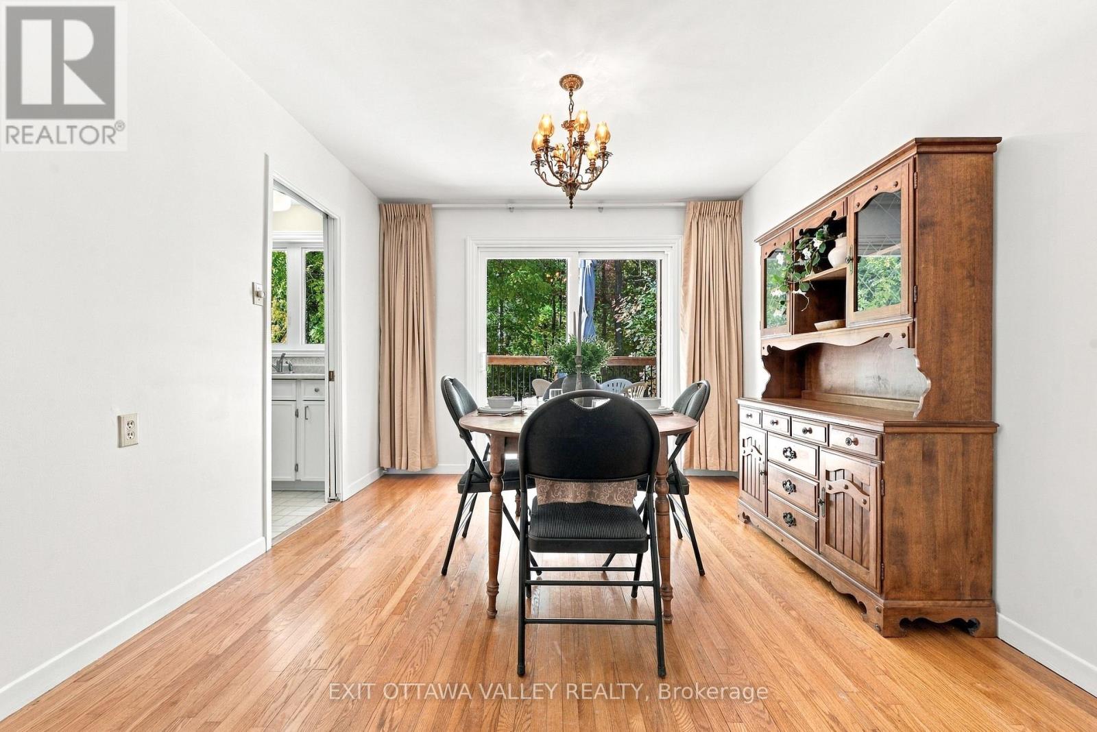 6 Sumac Court Property Photo 11