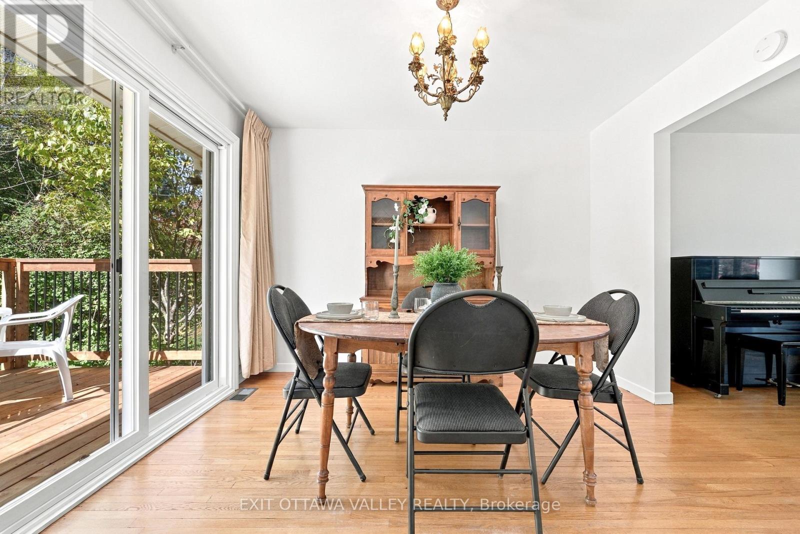 6 Sumac Court Property Photo 13