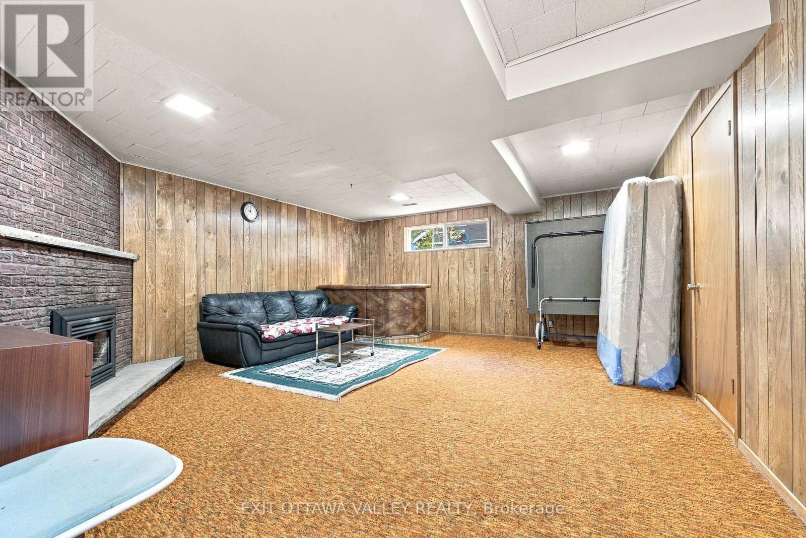 6 Sumac Court Property Photo 30