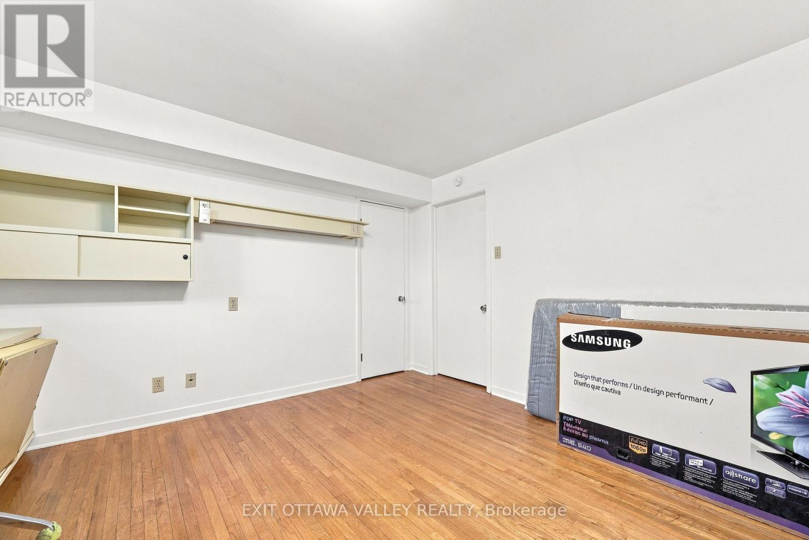6 Sumac Court Property Photo 36