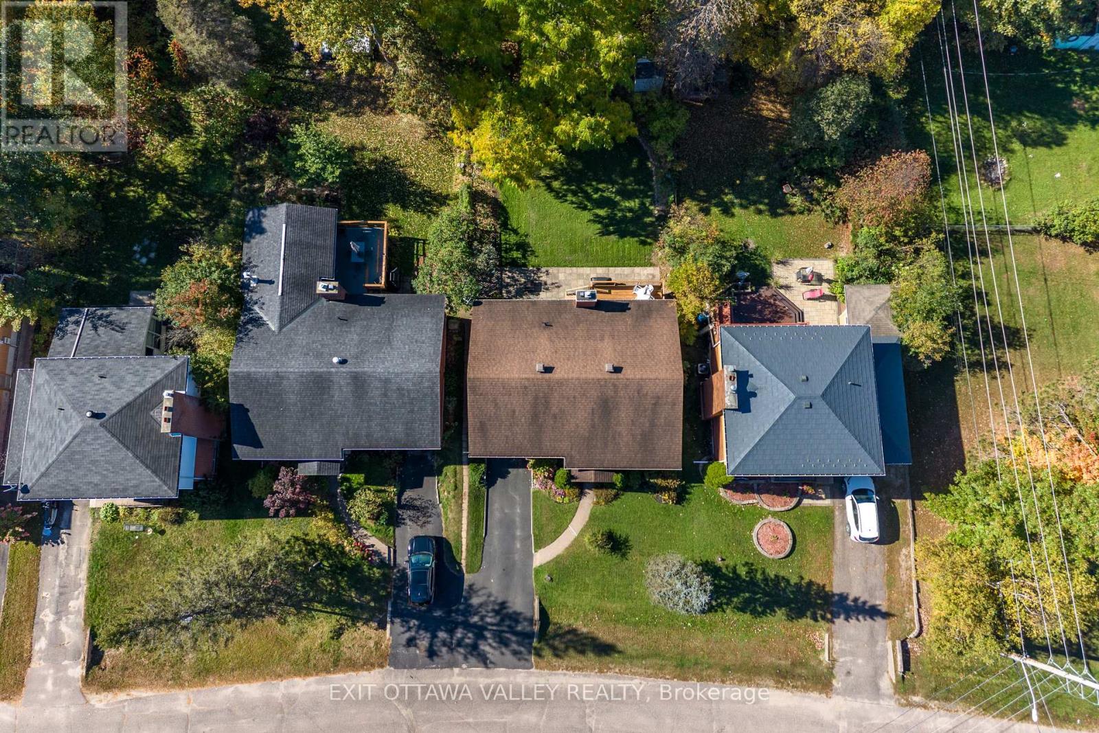 6 Sumac Court Property Photo 42