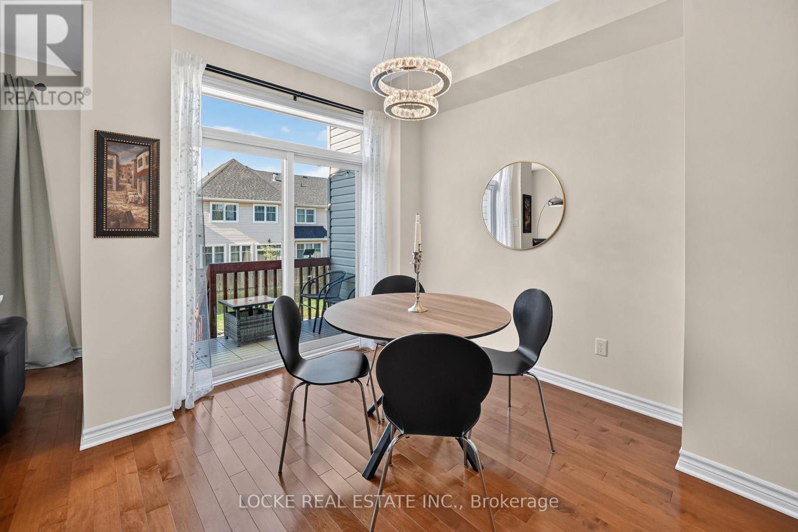 748 Cap Diamant Way Property Photo 8
