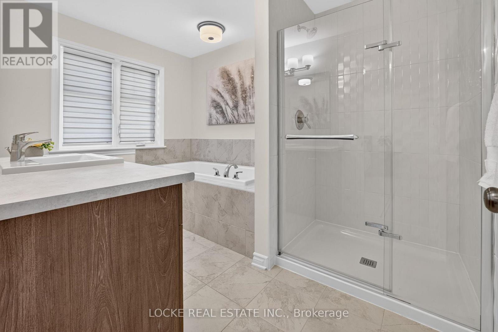 748 Cap Diamant Way Property Photo 20