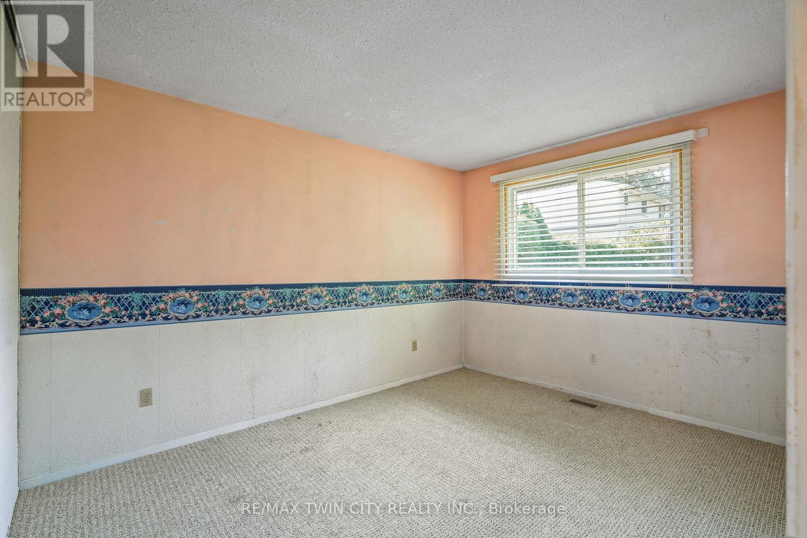 35 Ivanhoe Road Property Photo 24