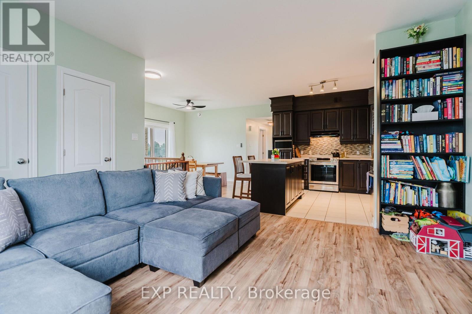 3 - 203 Bourdeau Boulevard Property Photo 24