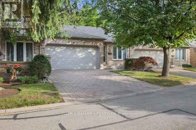 45 - 1241 Beaverbrook Avenue Property Photo 1