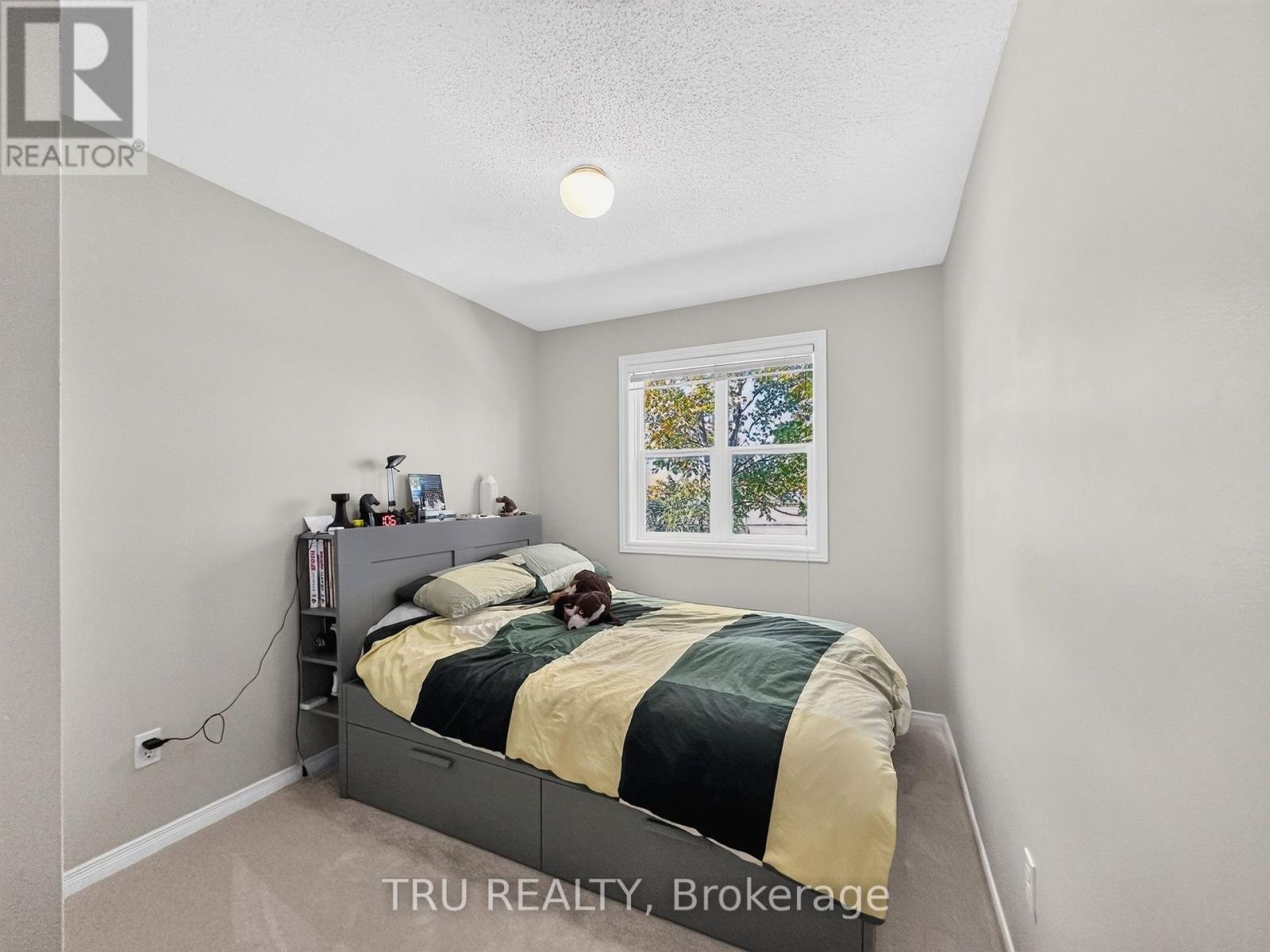 75 Silverlace Private Property Photo 21