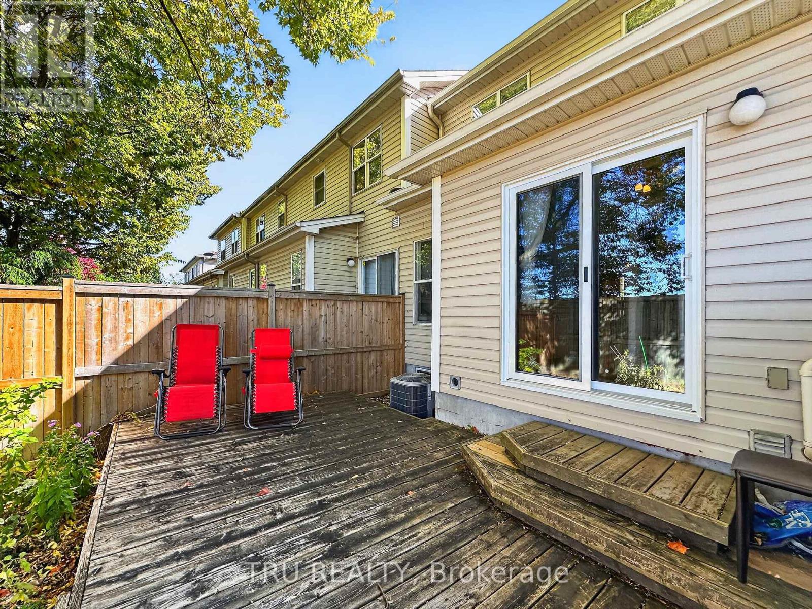 75 Silverlace Private Property Photo 30