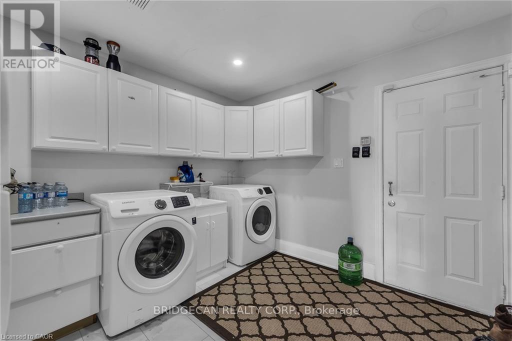 283 Second Road E Property Photo 22