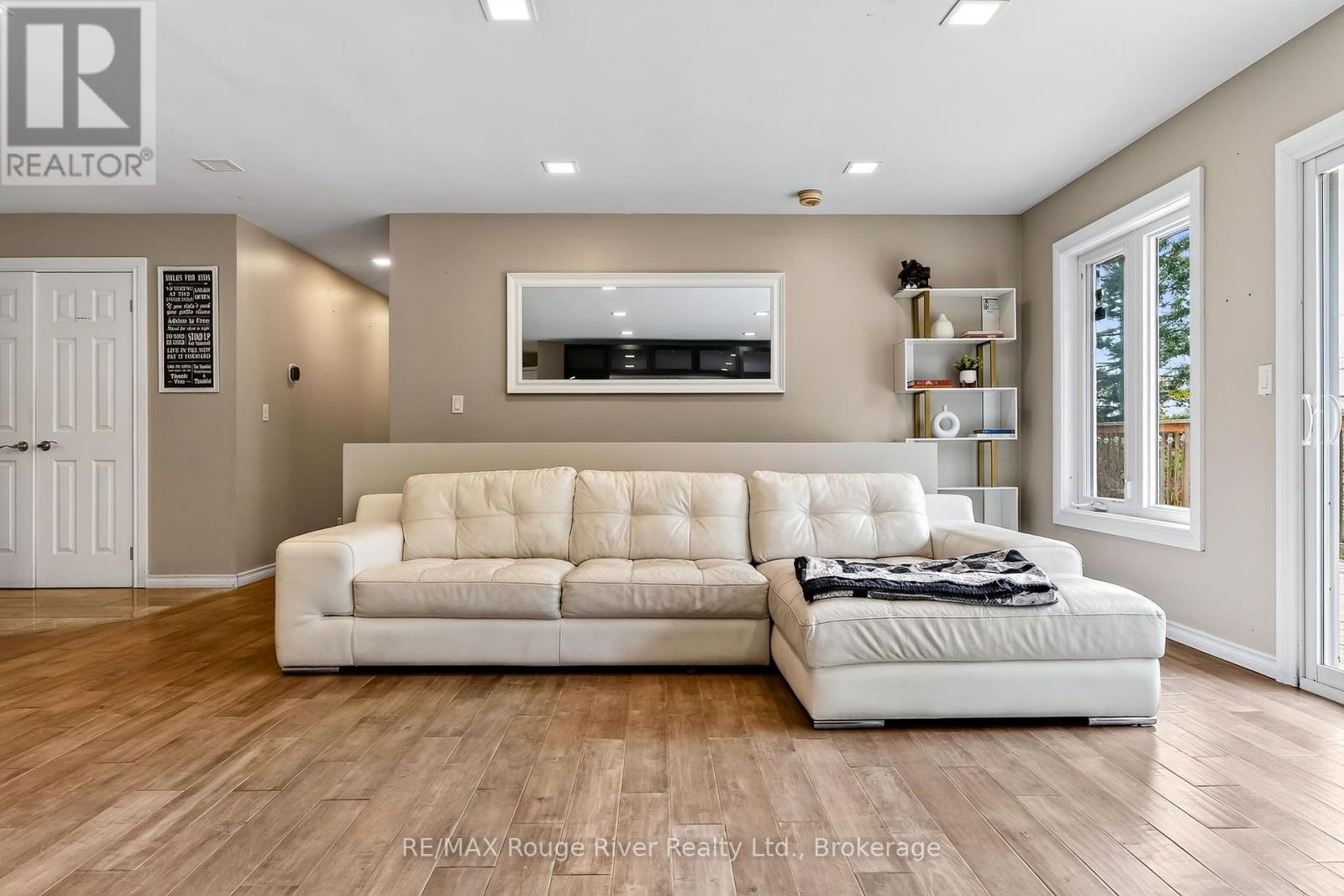 170 Cowie Road Property Photo 12