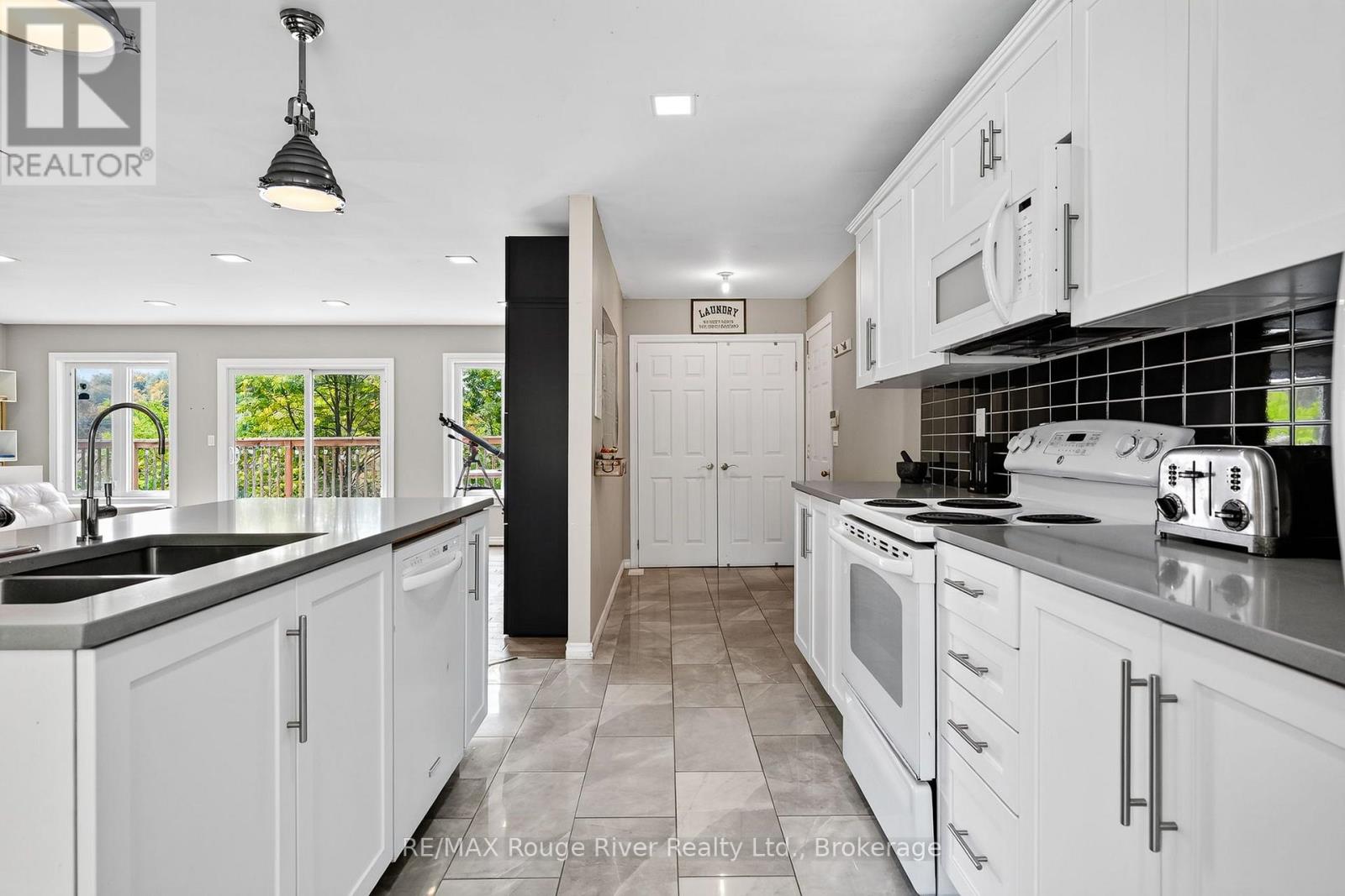 170 Cowie Road Property Photo 18