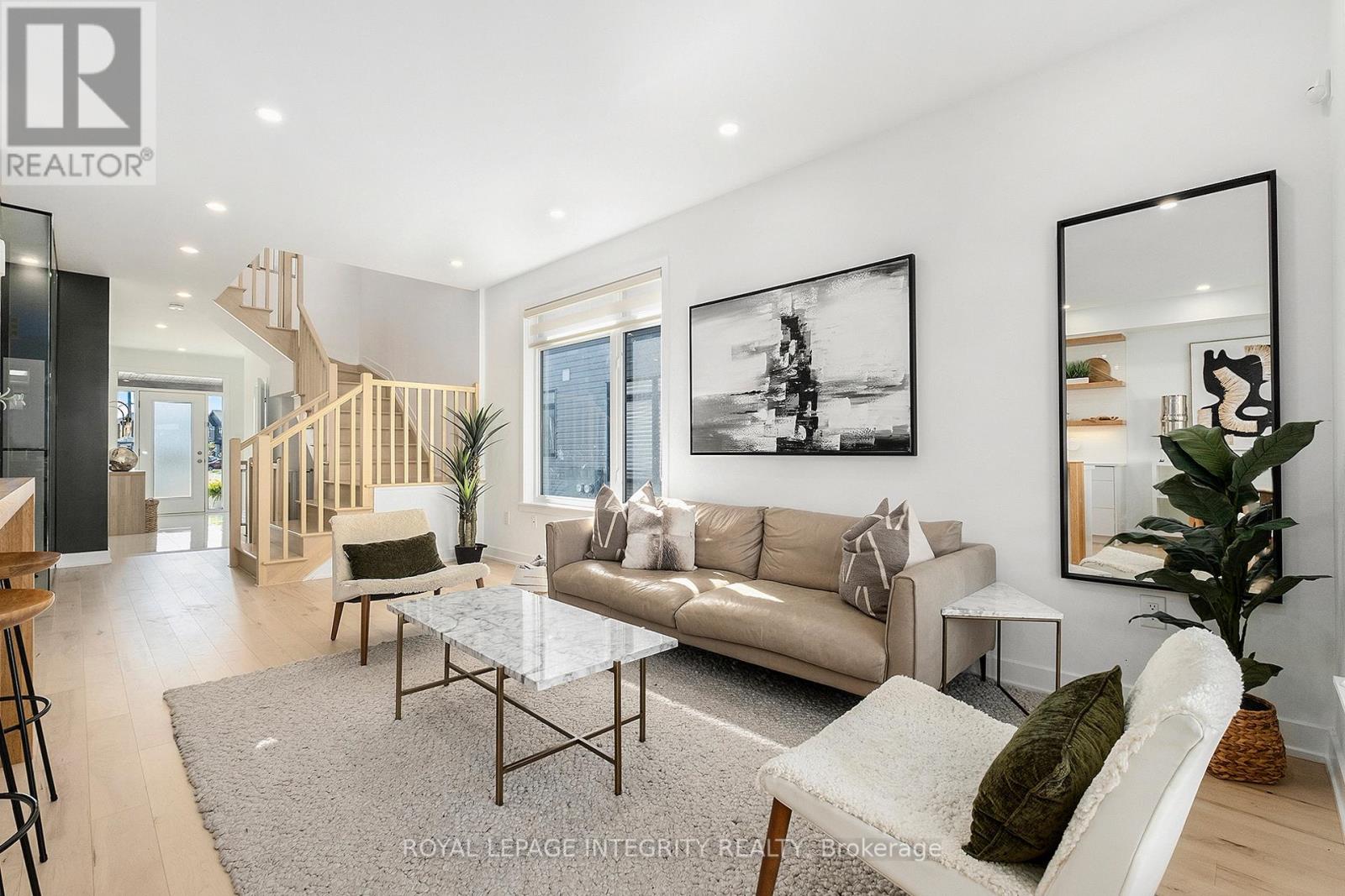 860 Solarium Avenue Property Photo 10