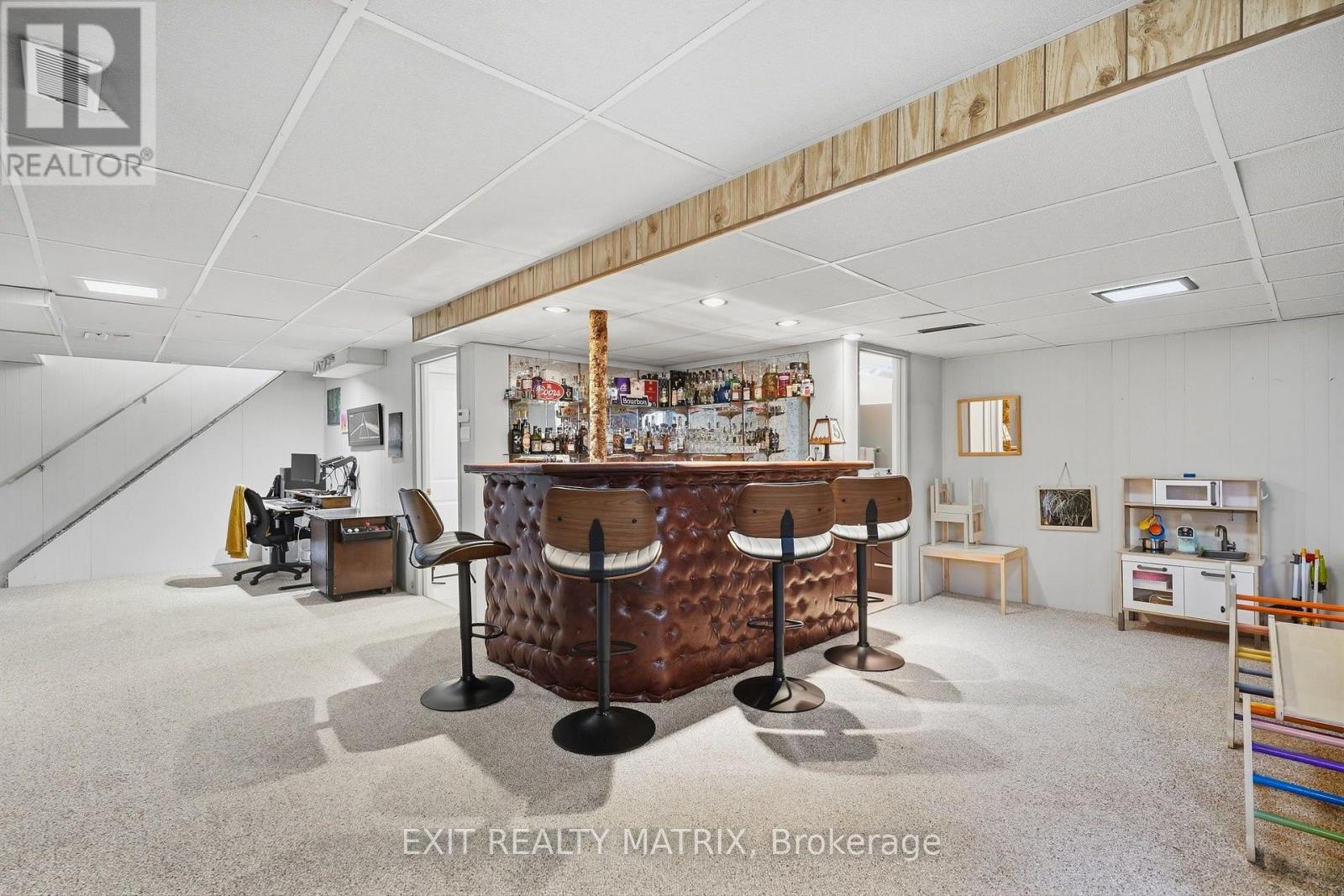 499 Gilles Street Property Photo 20