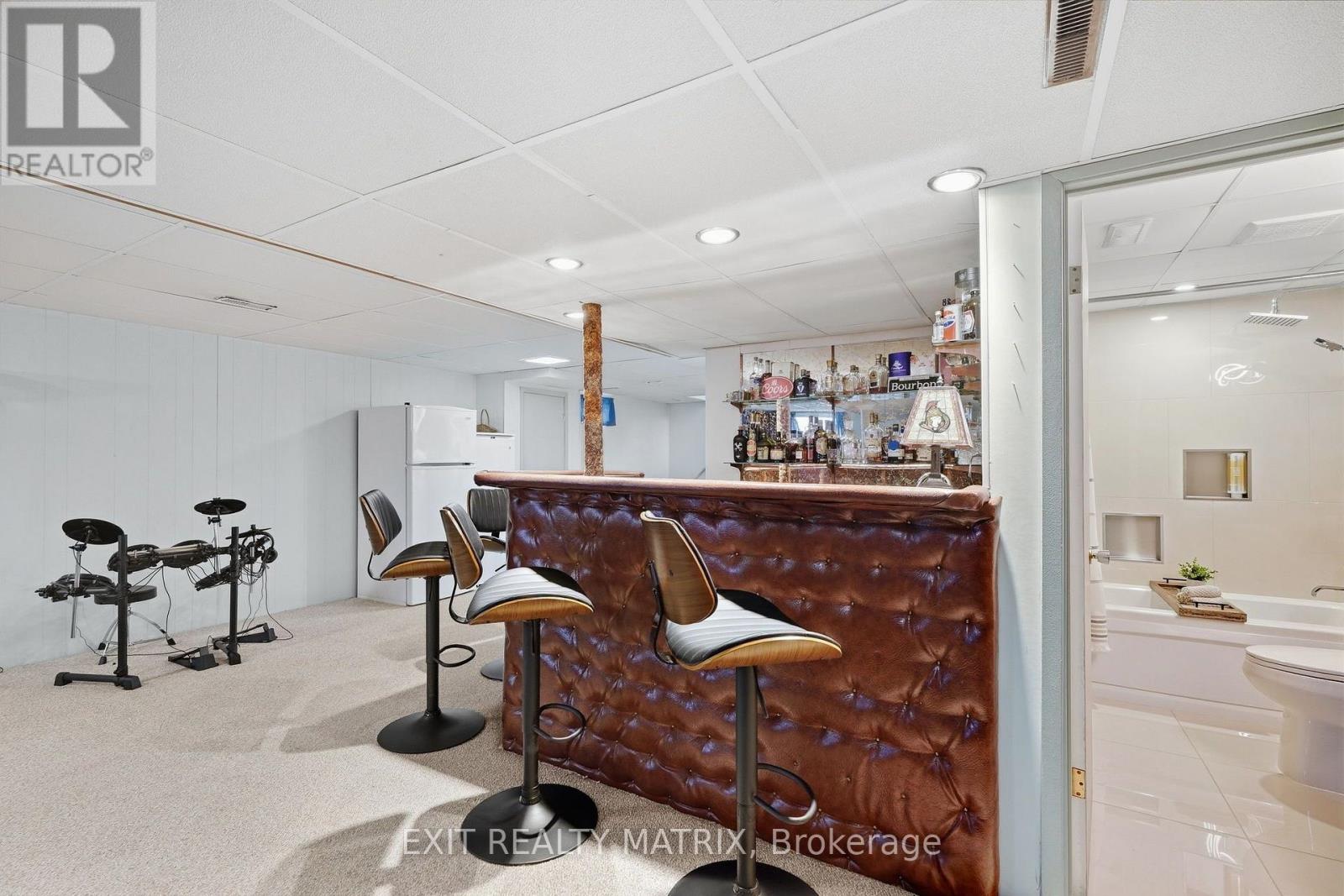 499 Gilles Street Property Photo 24