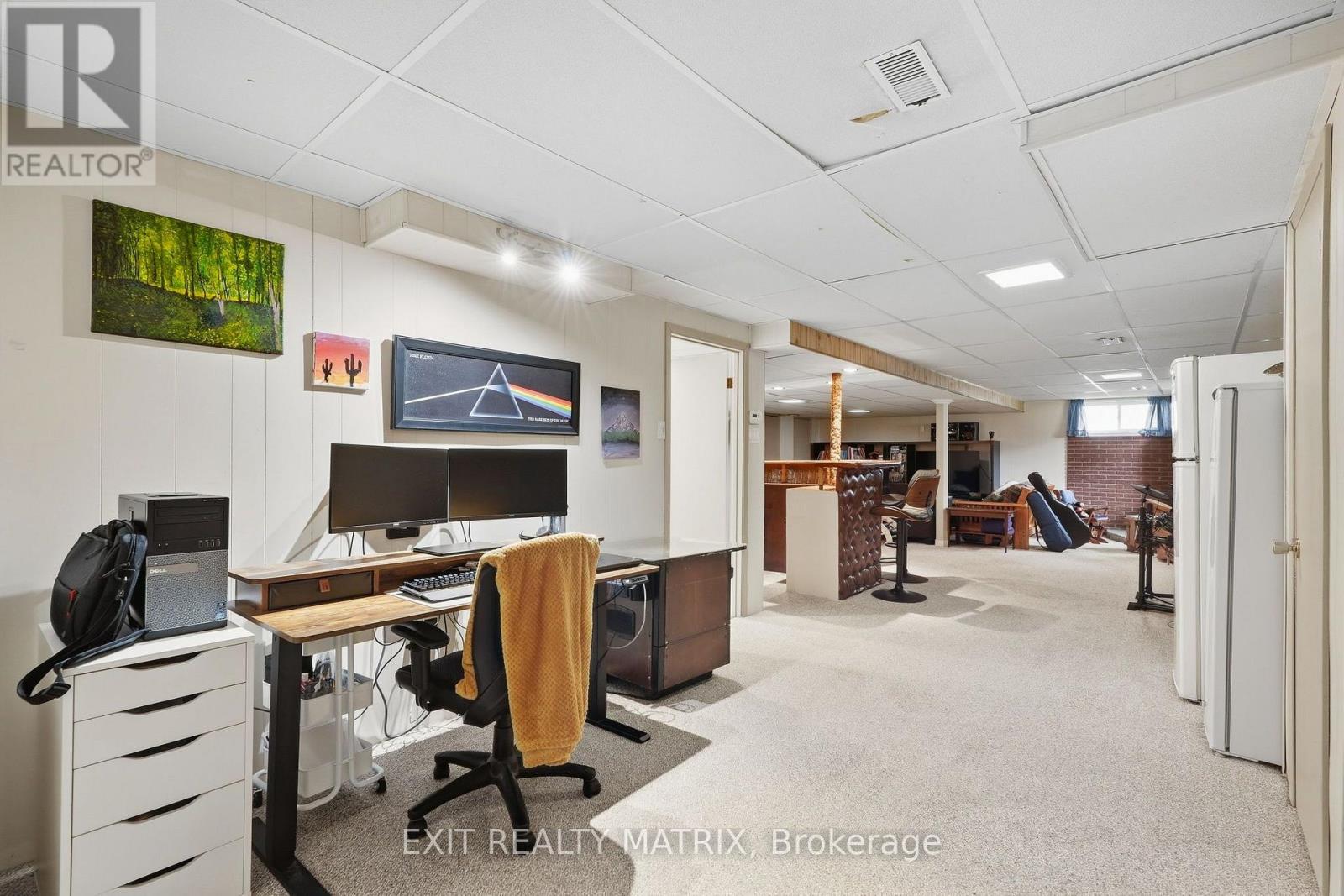499 Gilles Street Property Photo 25