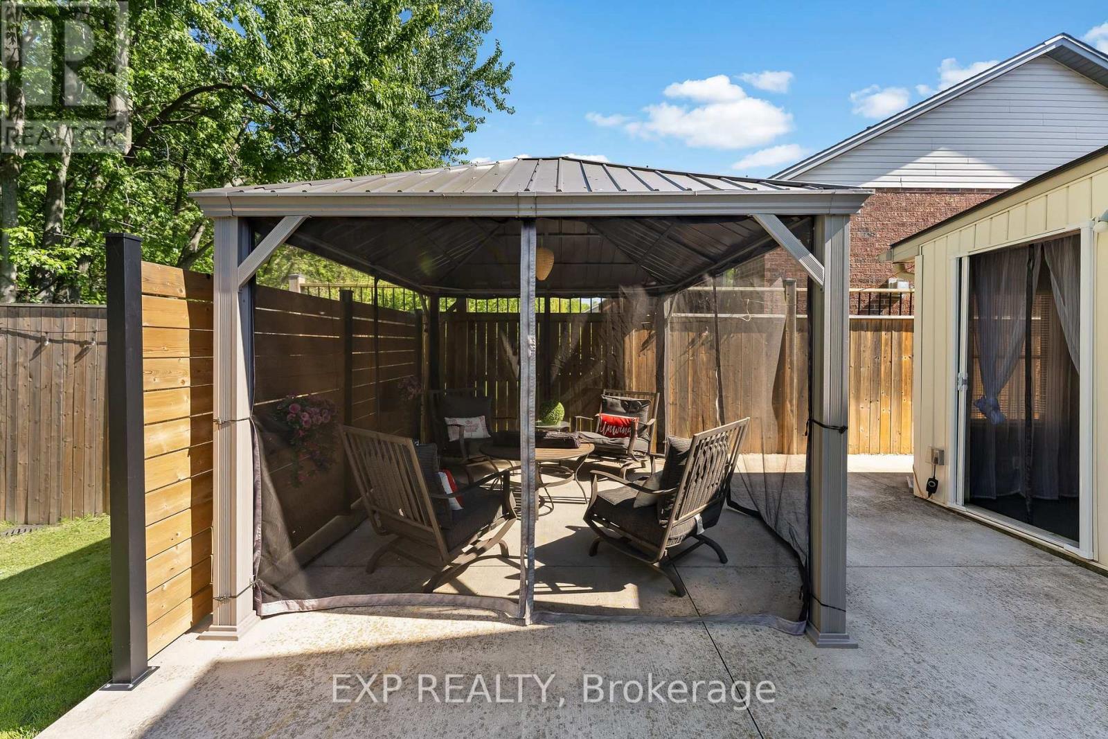 43 Thorold Avenue Property Photo 36