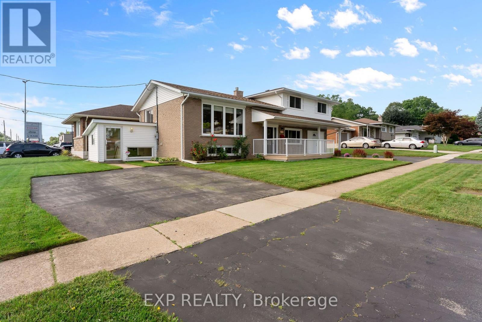 6246 Glengate Street Property Photo 31