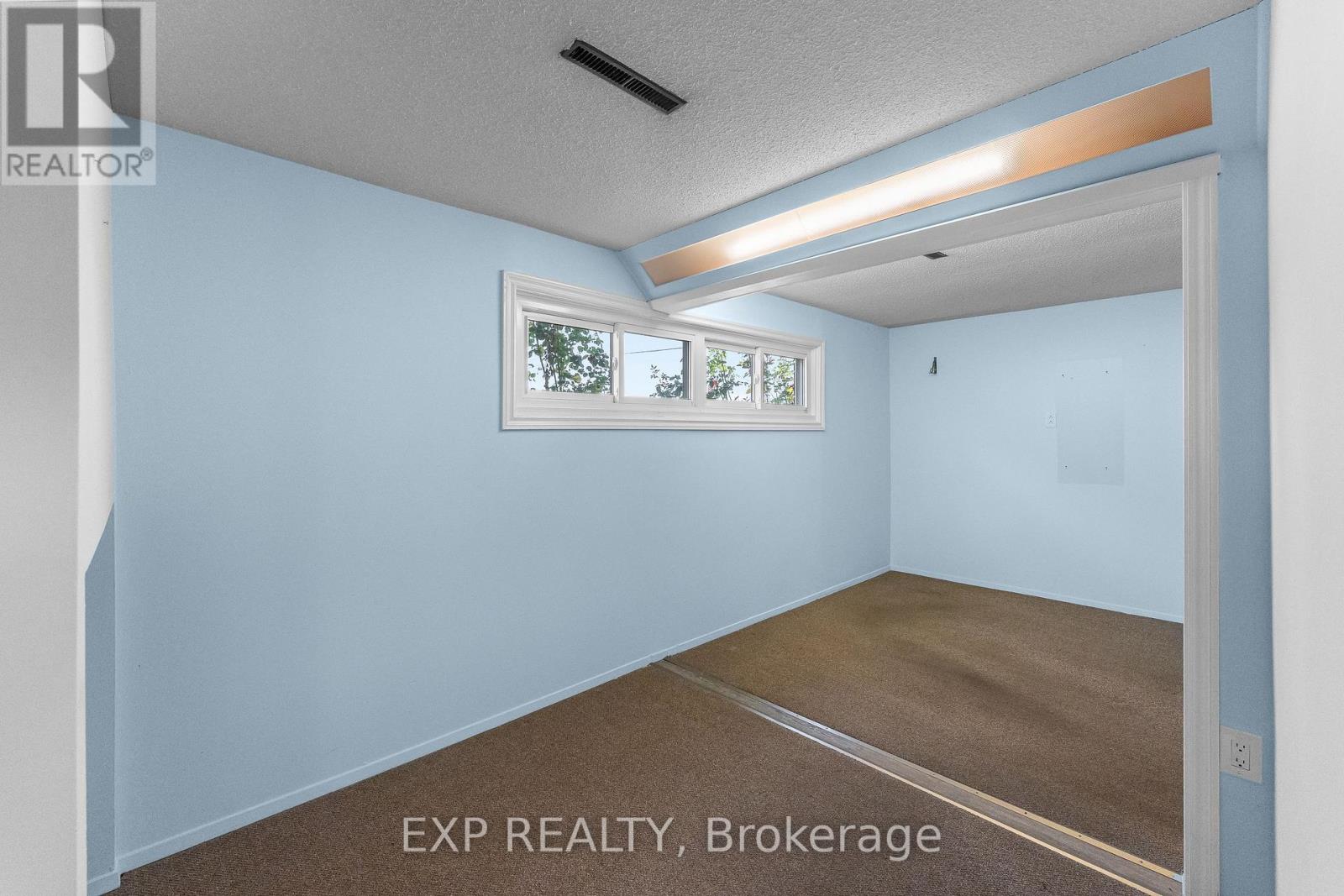 6246 Glengate Street Property Photo 40