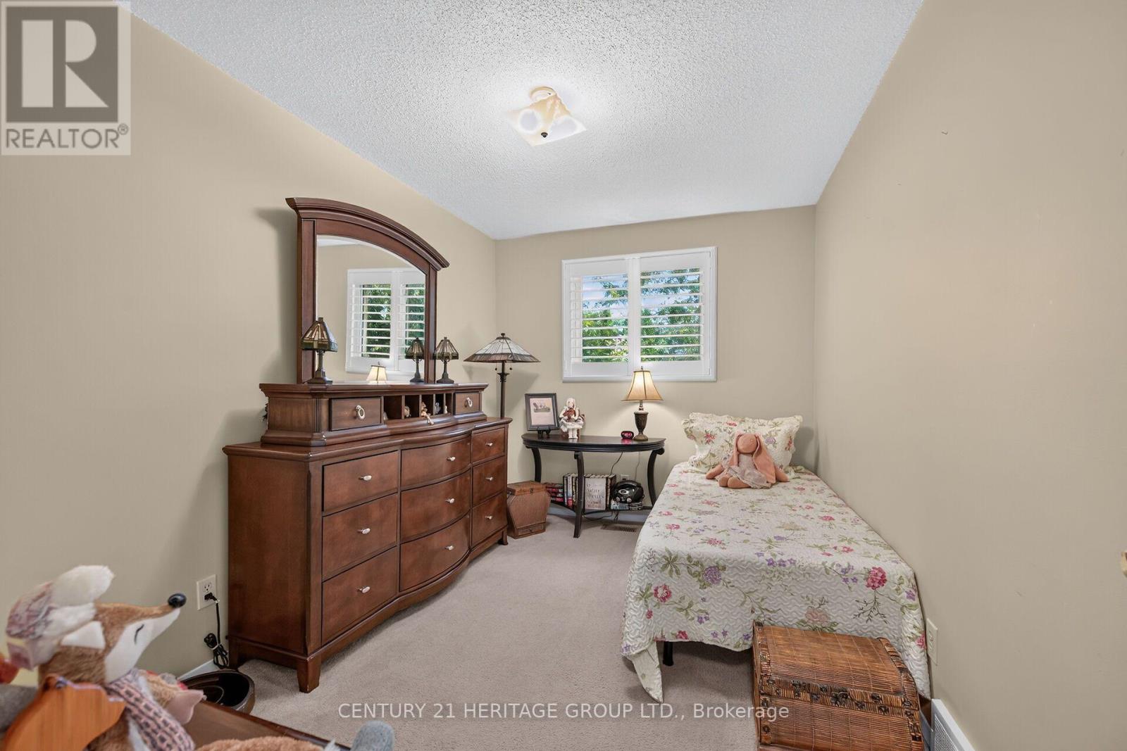 89 Stoney Brook Crescent Property Photo 25
