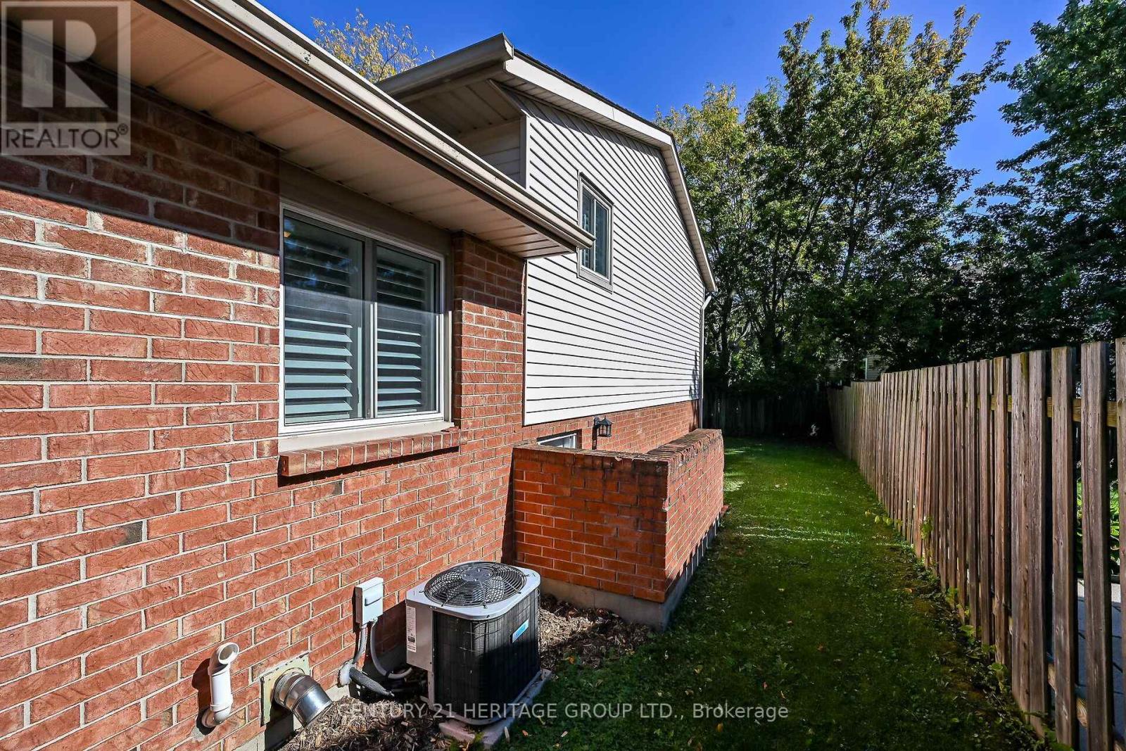 89 Stoney Brook Crescent Property Photo 47