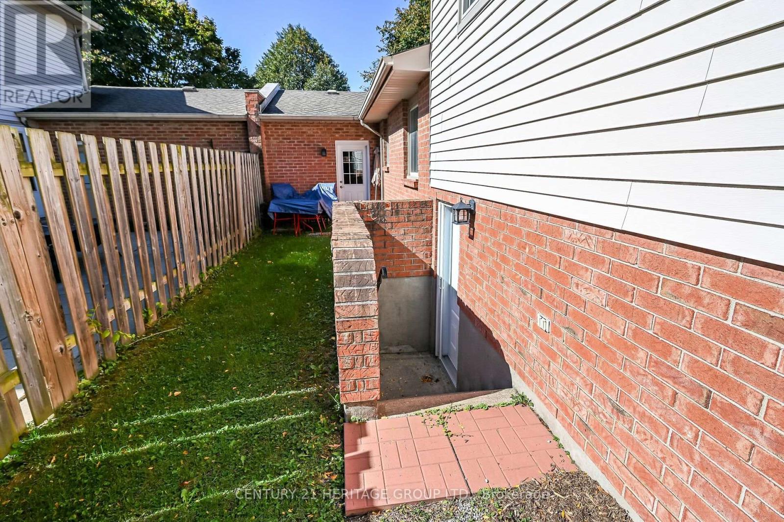 89 Stoney Brook Crescent Property Photo 48