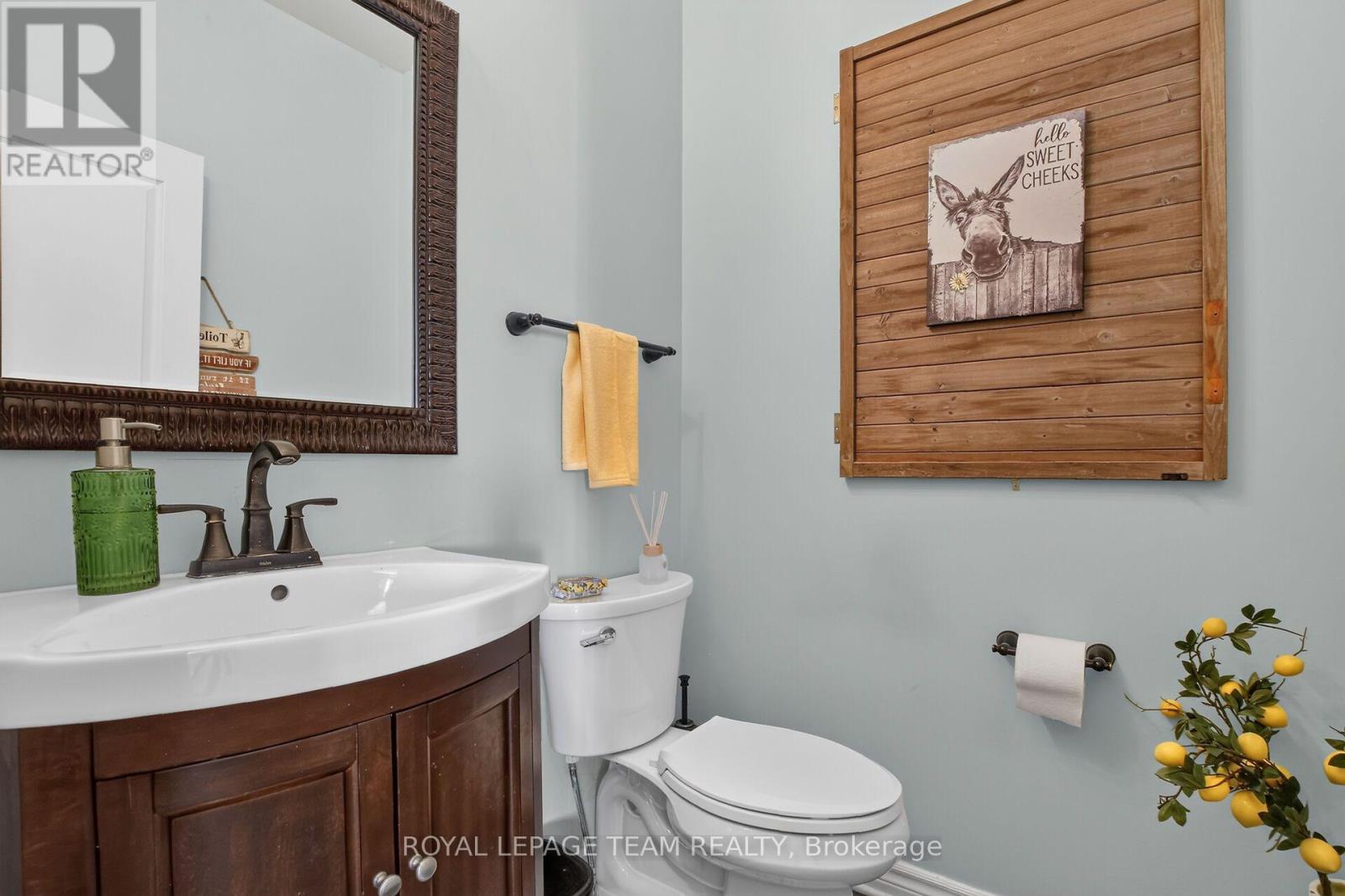 127 Coyote Crescent Property Photo 25