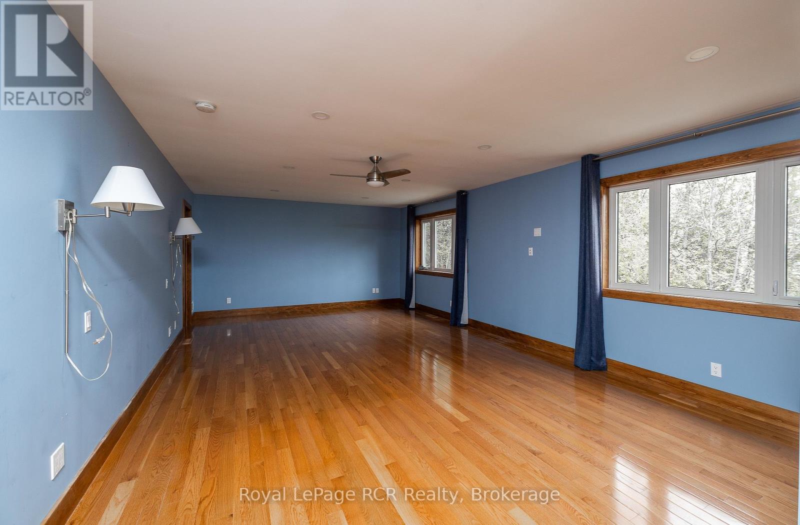 123 Lakeview Road Property Photo 18