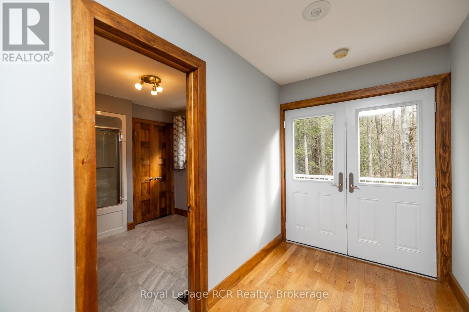 123 Lakeview Road Property Photo 22