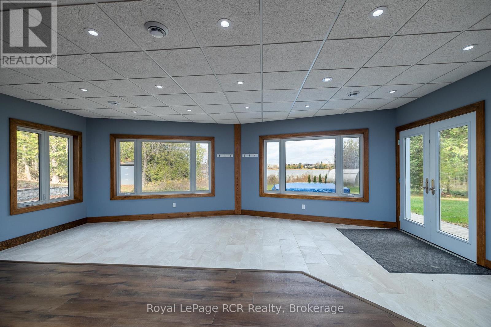 123 Lakeview Road Property Photo 29