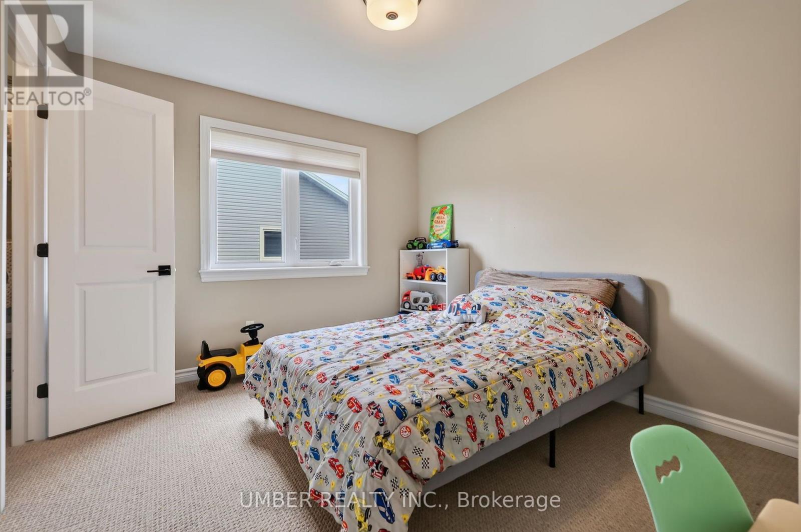 256 Trollius Way Property Photo 28
