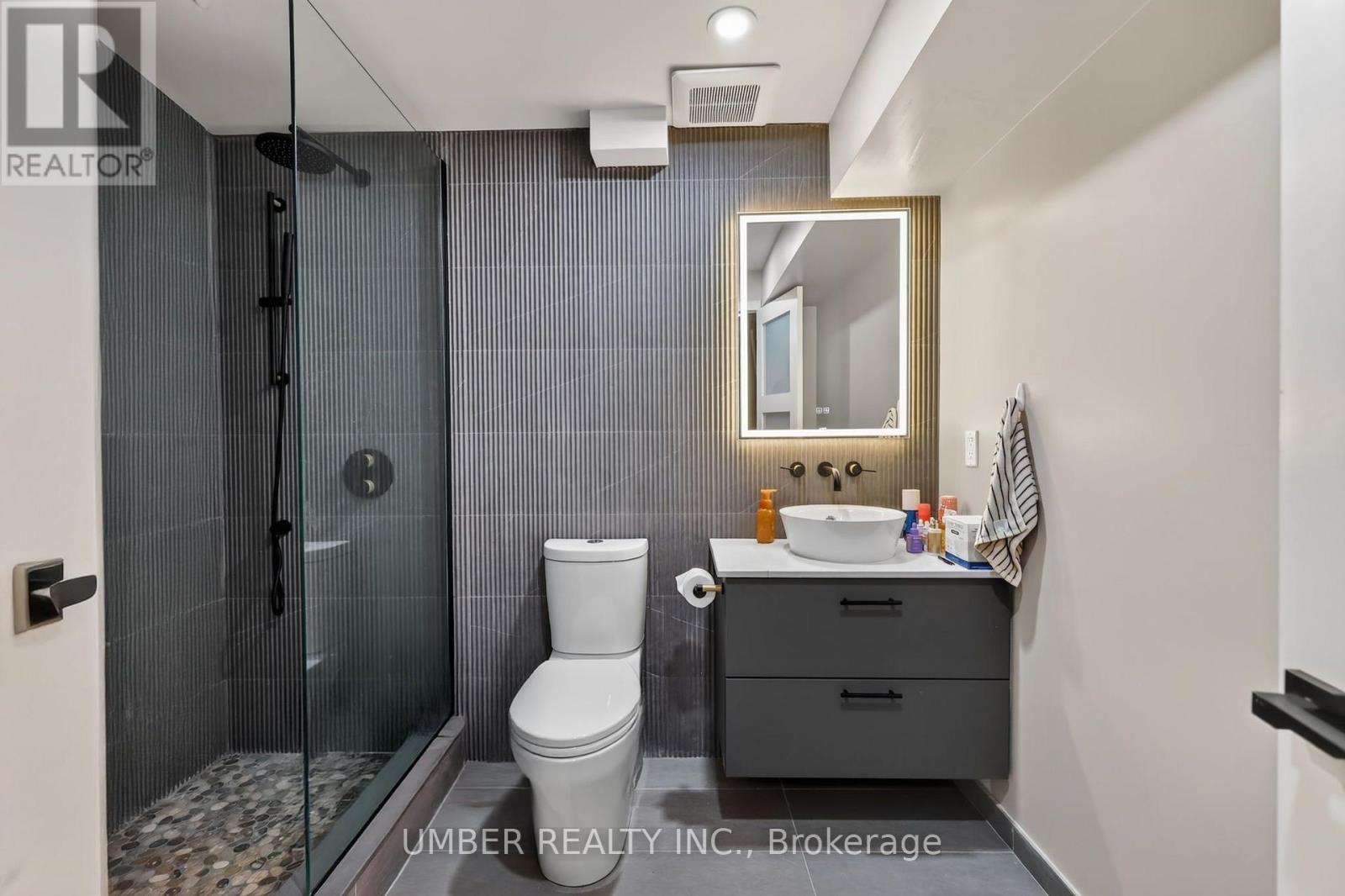 256 Trollius Way Property Photo 36