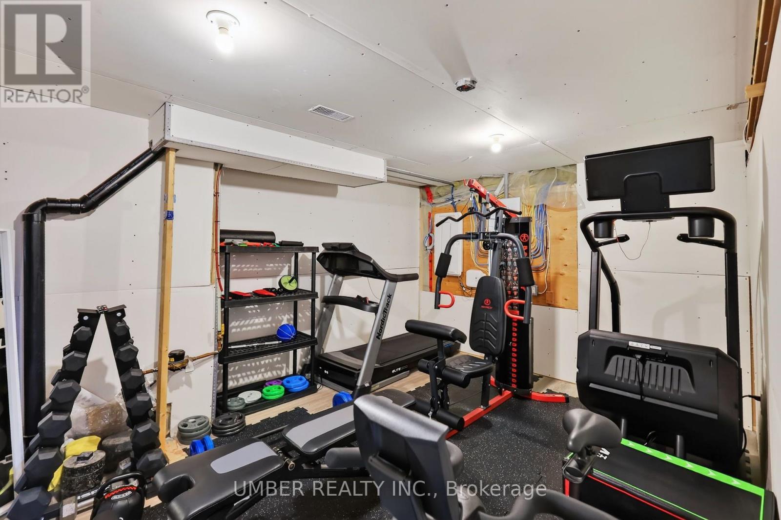 256 Trollius Way Property Photo 38