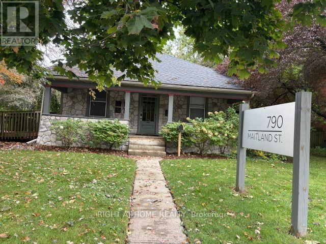790 Maitland Street Property Photo 6