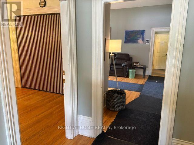 790 Maitland Street Property Photo 13