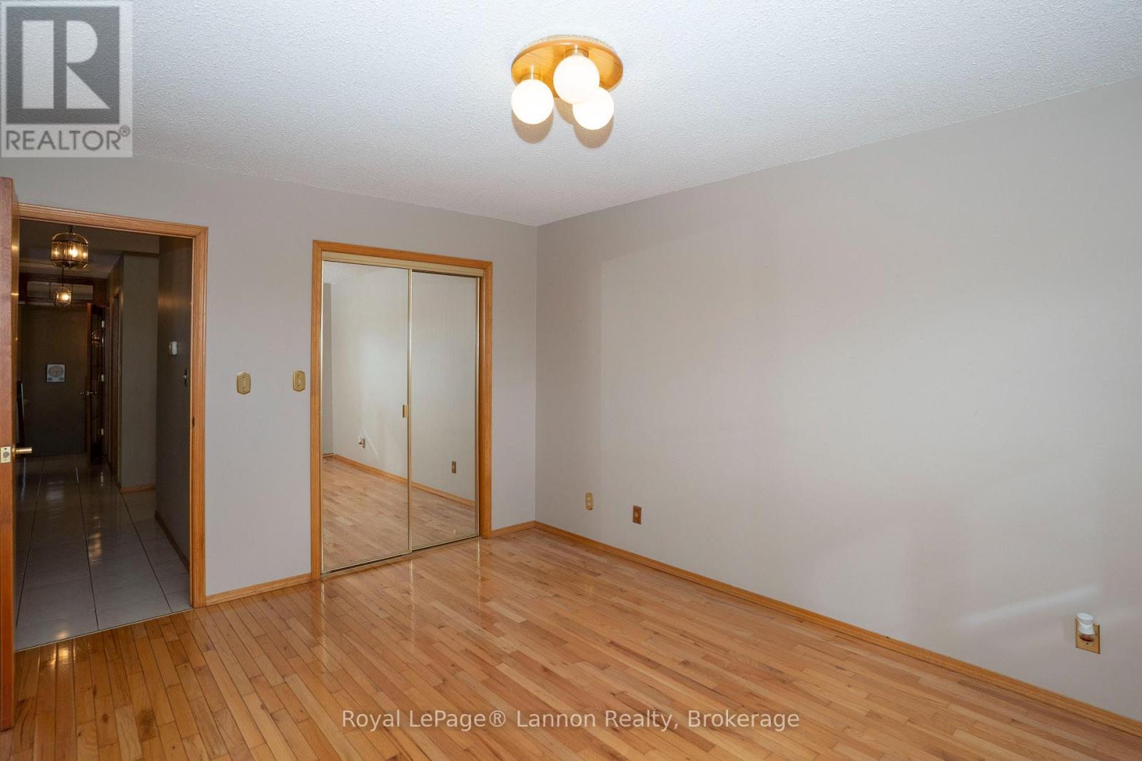 101 Suncrest Place Property Photo 12