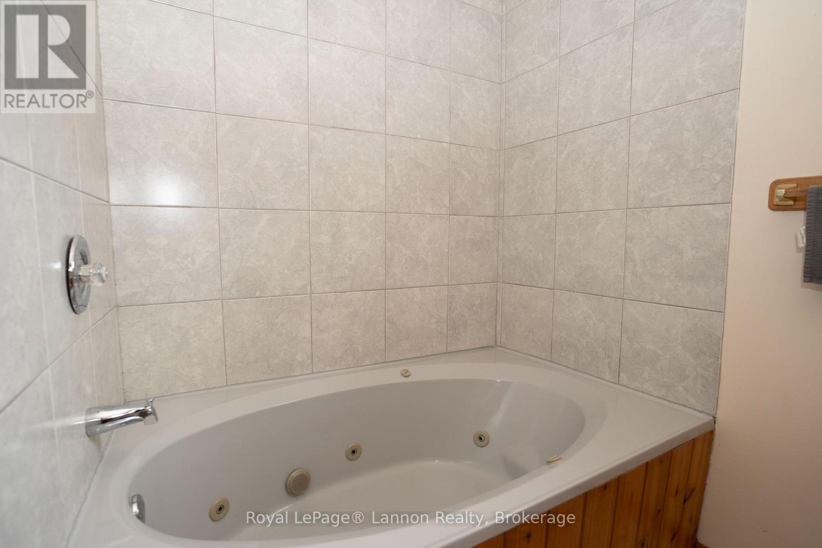 101 Suncrest Place Property Photo 24