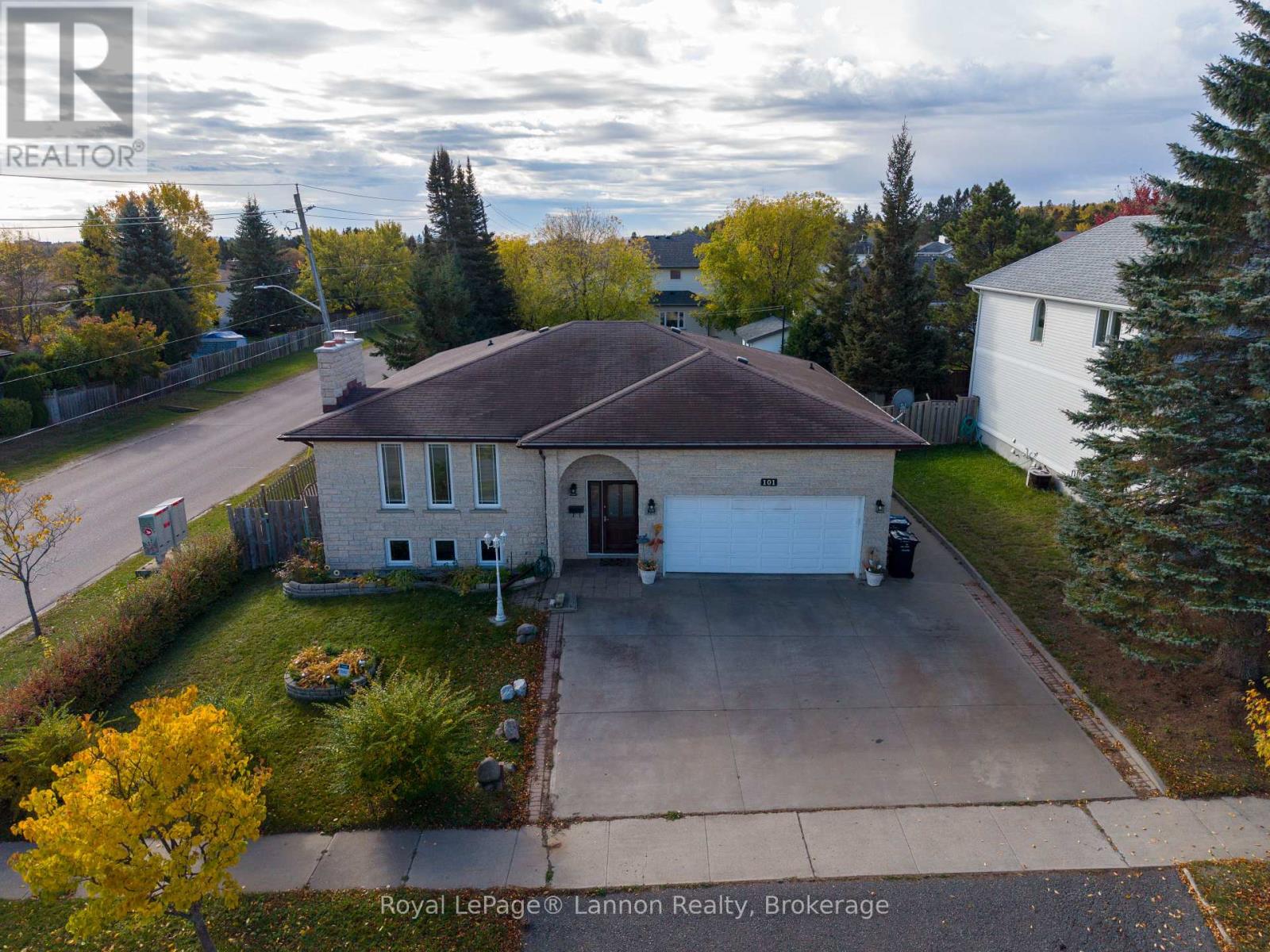 101 Suncrest Place Property Photo 45