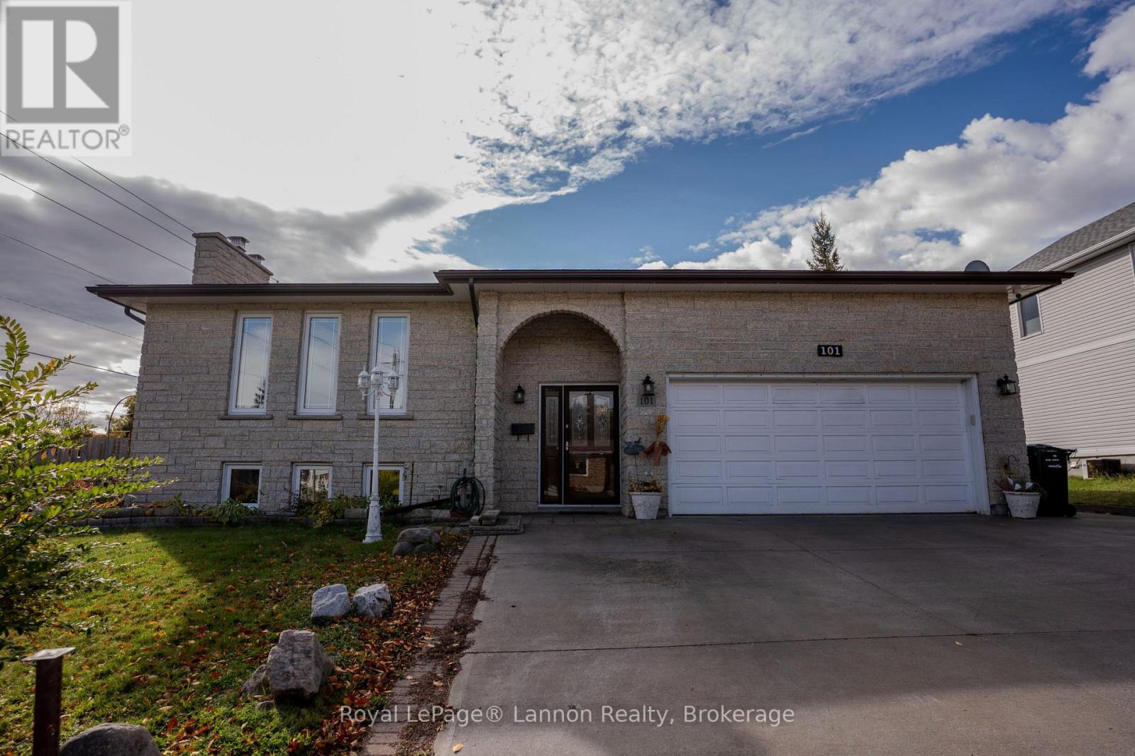 101 Suncrest Place Property Photo 46