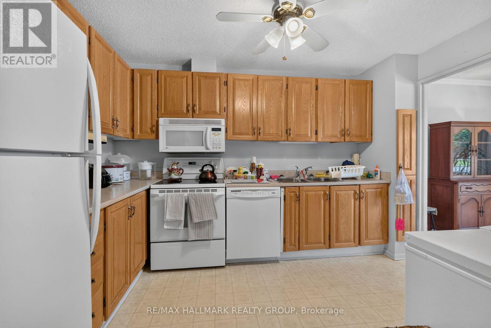 114 - 1485 Baseline Road Property Photo 22